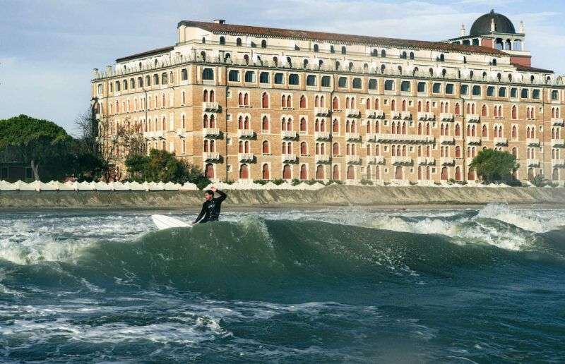 Surf a Venezia Hotel Excelsior